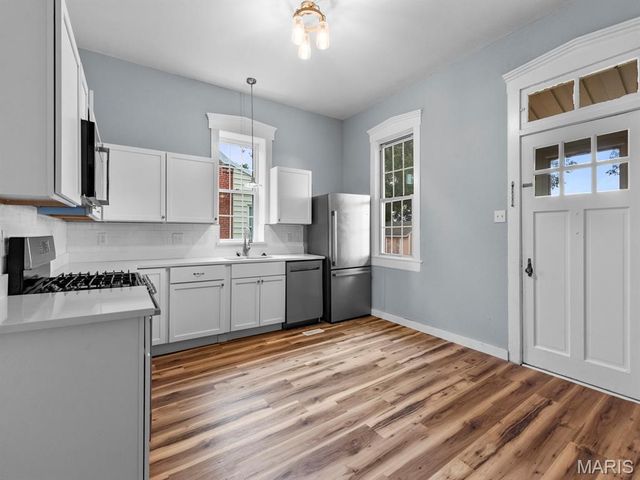 306 Walnut Street, Waterloo, IL 62298