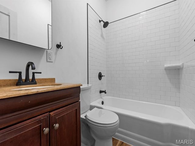 306 Walnut Street, Waterloo, IL 62298