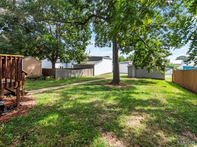 306 Walnut Street, Waterloo, IL 62298