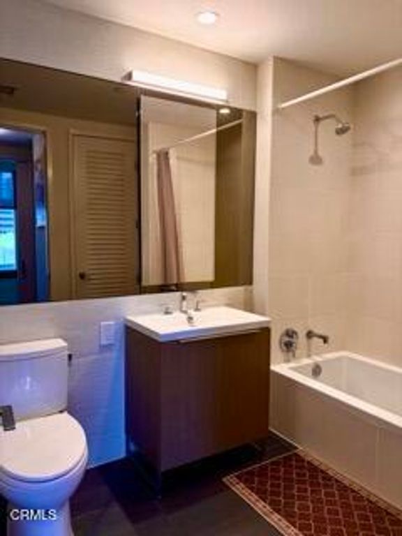 889 Francisco Street 2207, Los Angeles, CA 90017 — photo 5