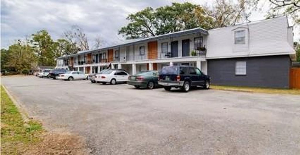 3171 Pleasant Valley Road, Mobile, AL 36606