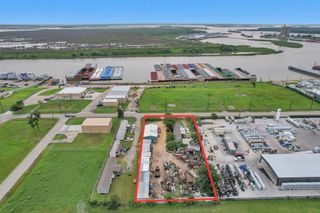 908 Lakeside Drive, Channelview, TX 77530