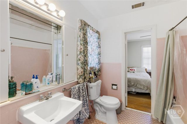 3411 Bull Street, Savannah, GA 31405