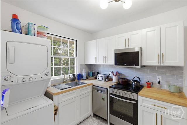 3411 Bull Street, Savannah, GA 31405