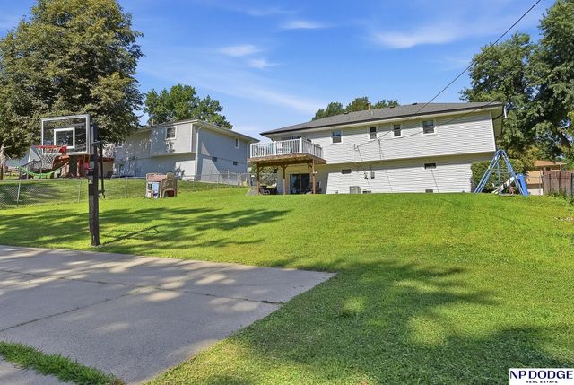 4029 N 93 Street, Omaha, NE 68134
