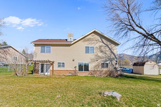 307 S 400 E, Hyde Park, UT 84318