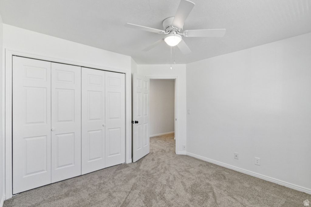 Image 14 of property listing at 307 S 400 E, Hyde Park, UT 84318