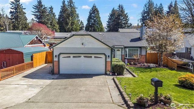 6840 Troy Lane NE, Bremerton, WA 98311