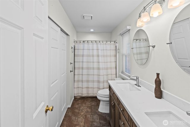 6840 Troy Lane NE, Bremerton, WA 98311