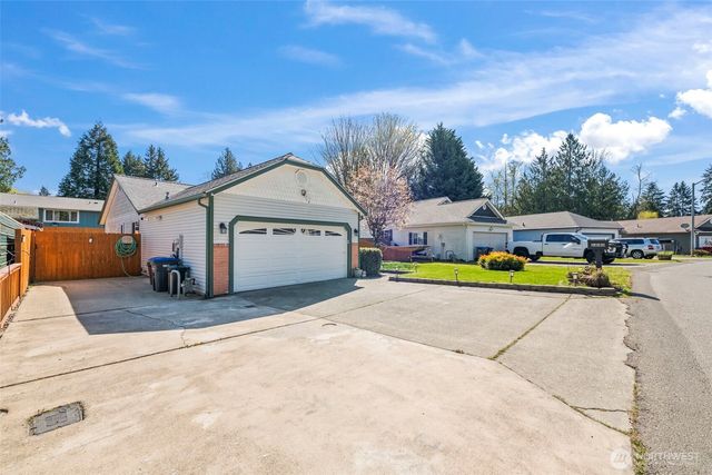 6840 Troy Lane NE, Bremerton, WA 98311