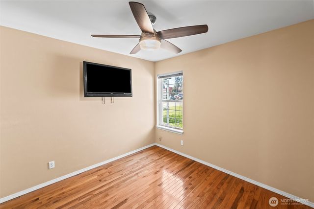 6840 Troy Lane NE, Bremerton, WA 98311