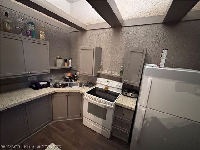 904 S 17th Street, Fort Smith, AR 72901