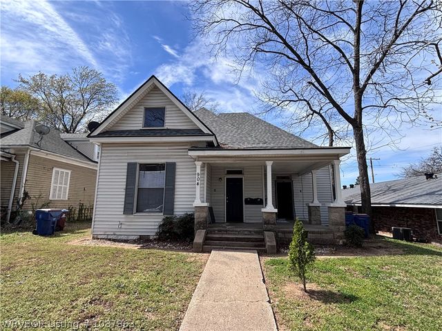 904 S 17th Street, Fort Smith, AR 72901
