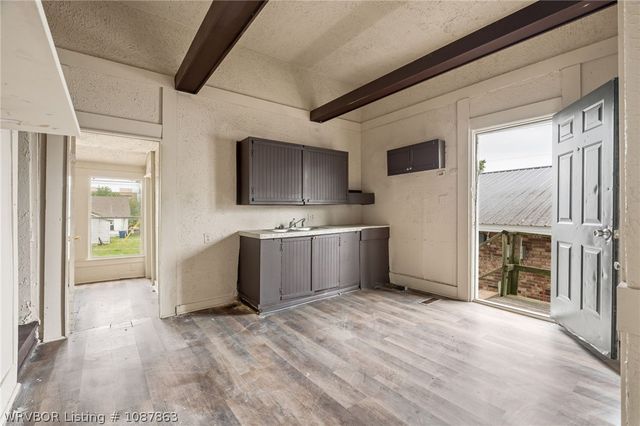 904 S 17th Street, Fort Smith, AR 72901