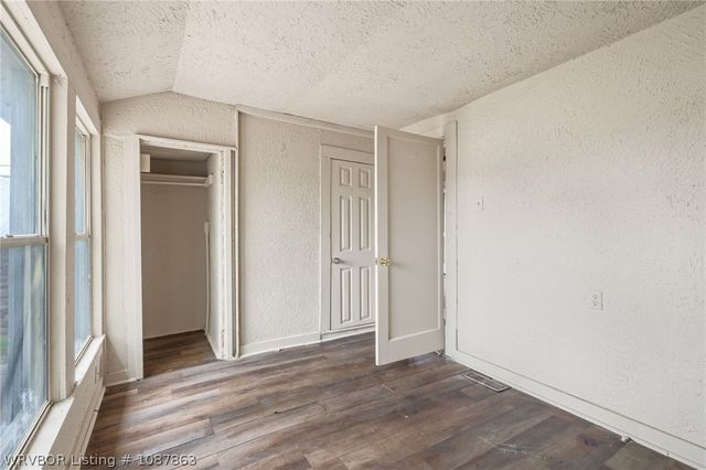 904 S 17th Street, Fort Smith, AR 72901