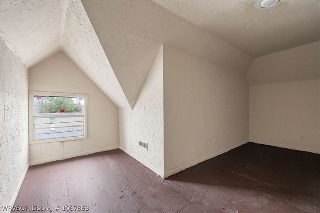 904 S 17th Street, Fort Smith, AR 72901