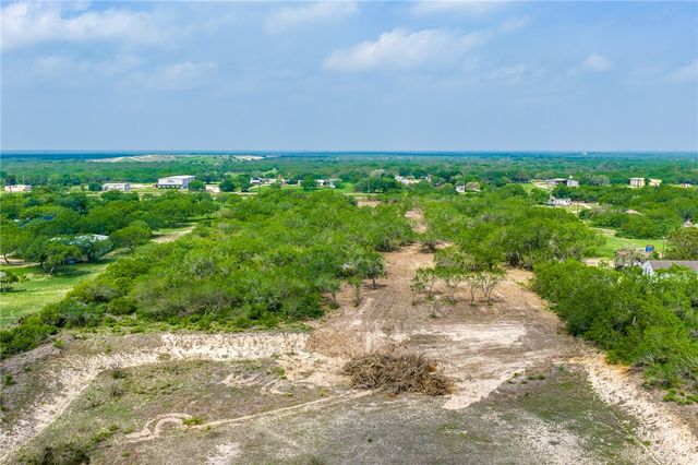 0123 N Highway 281, Alice, TX 78332