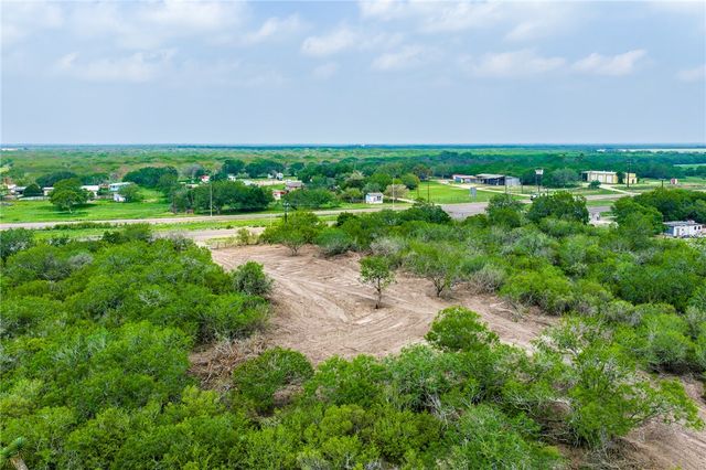 0123 N Highway 281, Alice, TX 78332