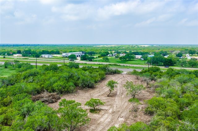 0123 N Highway 281, Alice, TX 78332