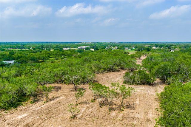 0123 N Highway 281, Alice, TX 78332