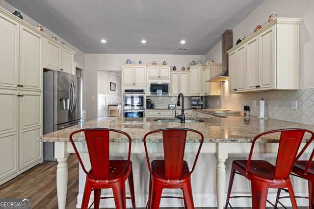 194 Bluff Mill Farms Drive, Senoia, GA 30276