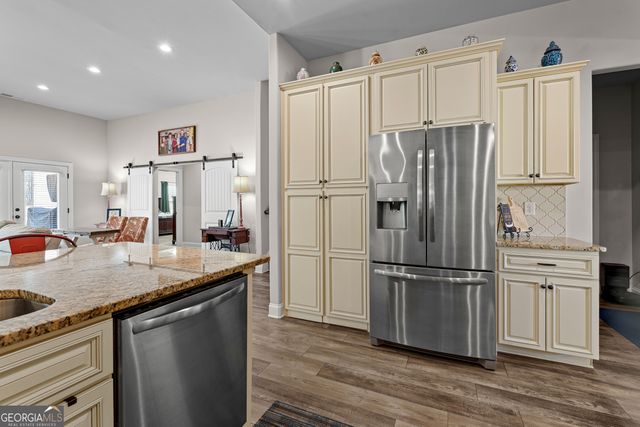 194 Bluff Mill Farms Drive, Senoia, GA 30276