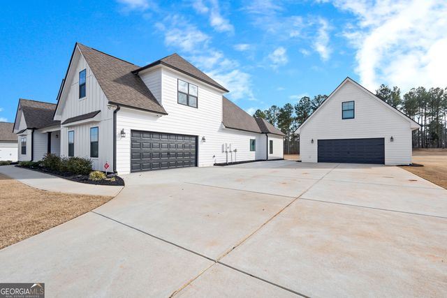 194 Bluff Mill Farms Drive, Senoia, GA 30276