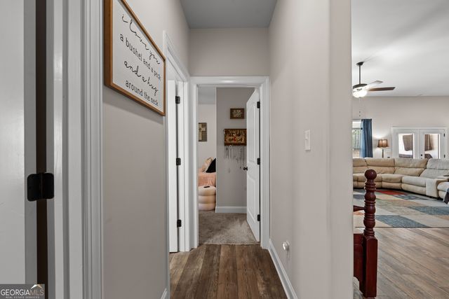 194 Bluff Mill Farms Drive, Senoia, GA 30276