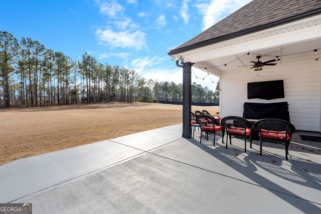 194 Bluff Mill Farms Drive, Senoia, GA 30276