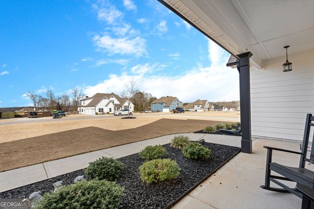 194 Bluff Mill Farms Drive, Senoia, GA 30276