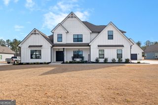194 Bluff Mill Farms Drive, Senoia, GA 30276