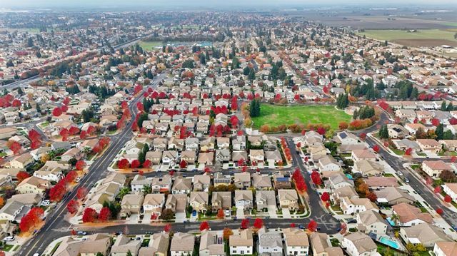 4245 Silver Lupine Dr, Turlock, CA 95382