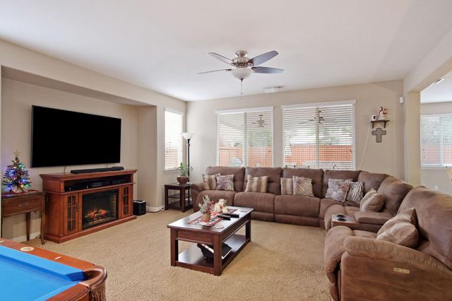 4245 Silver Lupine Dr, Turlock, CA 95382