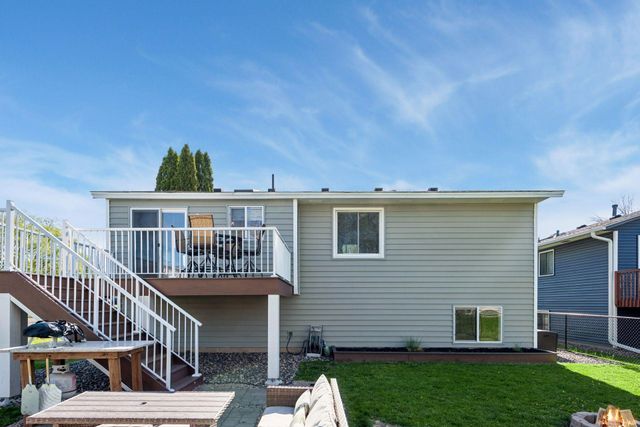 13704 Alabama Avenue S, Savage, MN 55378