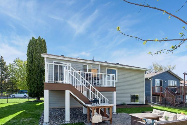 13704 Alabama Avenue S, Savage, MN 55378
