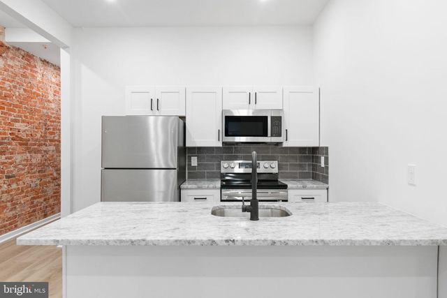 2819 W OXFORD ST, Philadelphia, PA 19121
