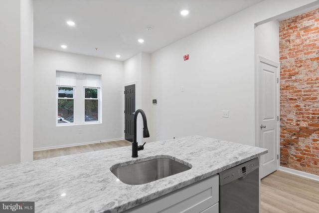 2819 W OXFORD ST, Philadelphia, PA 19121