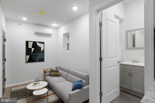 2819 W OXFORD ST, Philadelphia, PA 19121