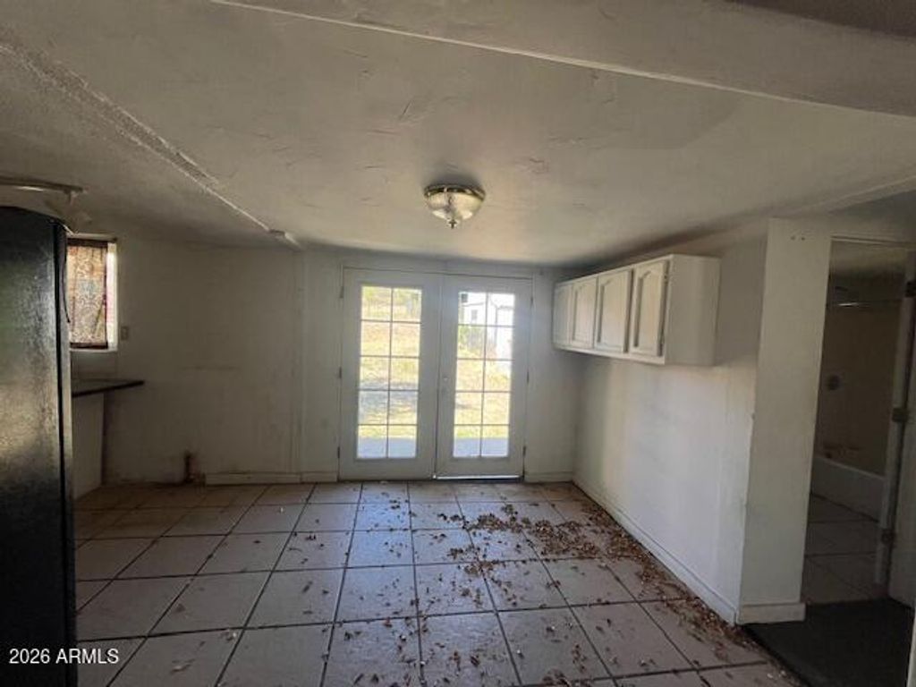 Image 10 of property listing at 42 E Hwy 80 Road, Bisbee, AZ 85603
