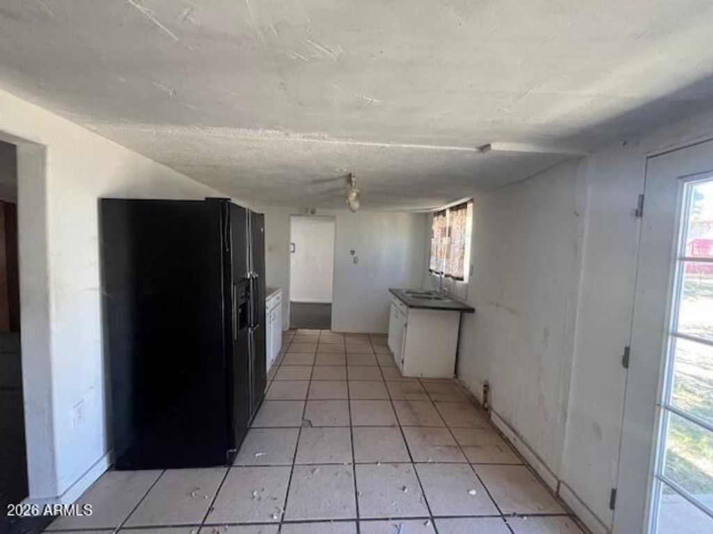 Image 11 of property listing at 42 E Hwy 80 Road, Bisbee, AZ 85603