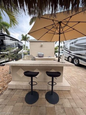 5222 Pineland Daisy TRL, Fort Myers, FL 33905