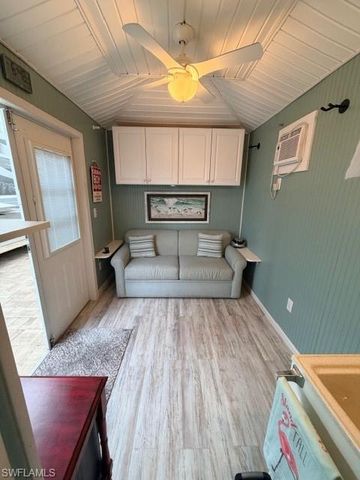 5222 Pineland Daisy TRL, Fort Myers, FL 33905