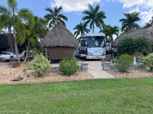 5222 Pineland Daisy TRL, Fort Myers, FL 33905