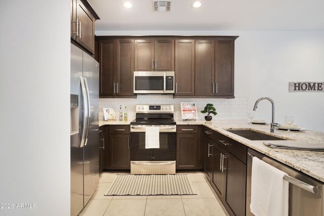 9836 E WAVELENGTH Avenue, Mesa, AZ 85212