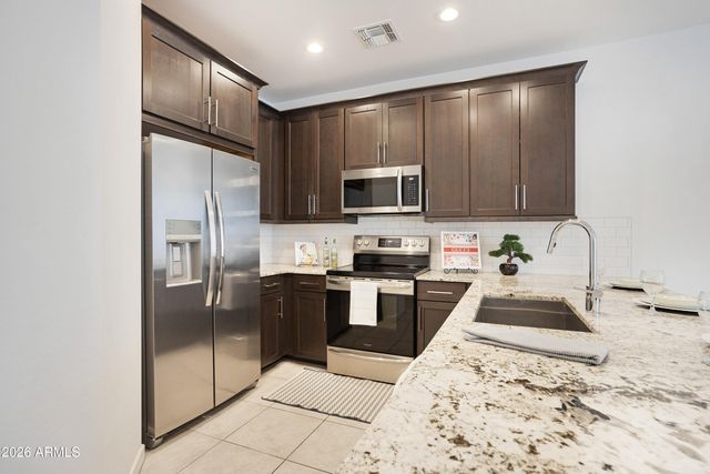 9836 E WAVELENGTH Avenue, Mesa, AZ 85212