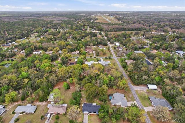 203 N McGowan Avenue, Crystal River, FL 34429