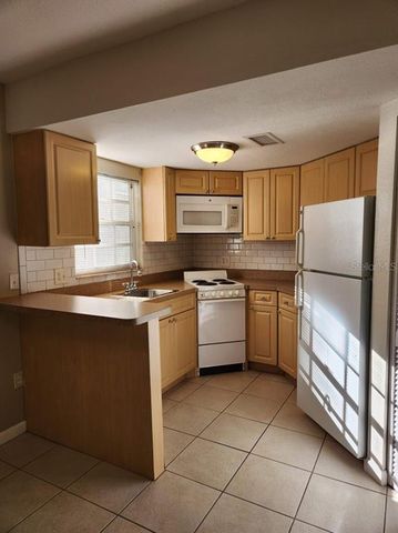 7990 MIDWAY DRIVE TERRACE M103, Ocala, FL 34472