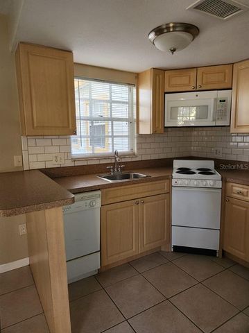7990 MIDWAY DRIVE TERRACE M103, Ocala, FL 34472