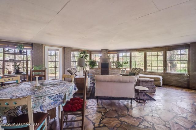 20092 Pineville Road, Long Beach, MS 39560