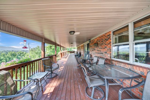 175 N Bend Road, Stanton, KY 40380